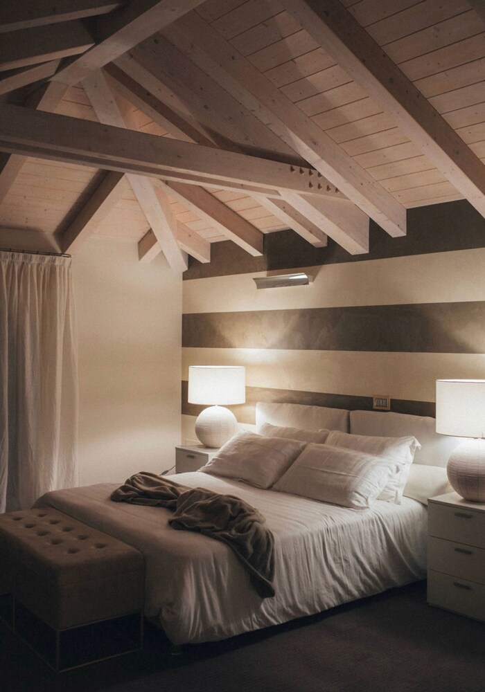 Villa Angela - Italian Homing
