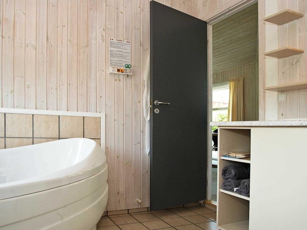 6 Person Holiday Home in Hejls-by Traum view 5