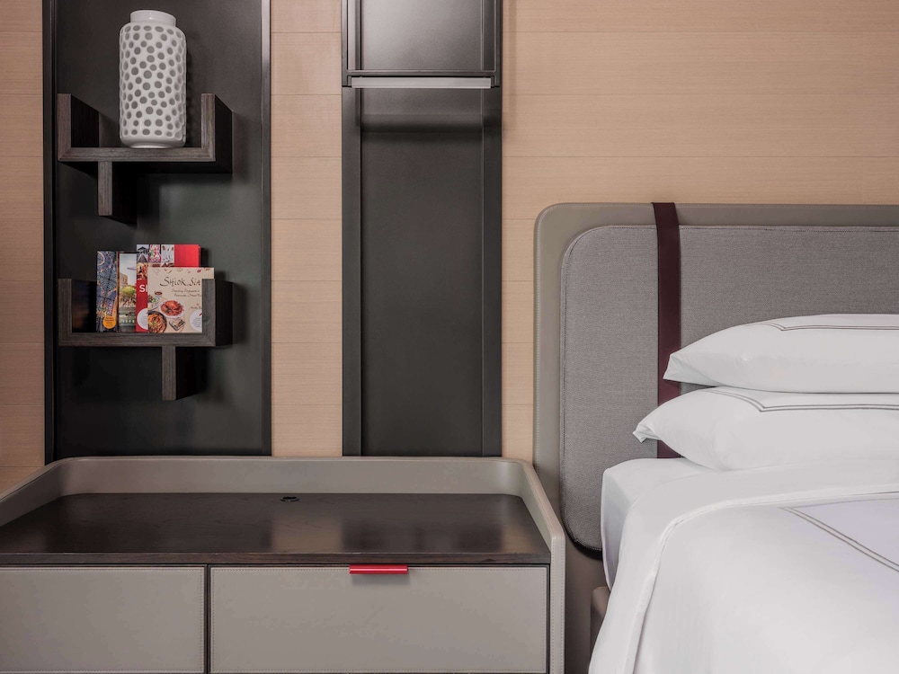 Swissotel The Stamford Singapore 55
