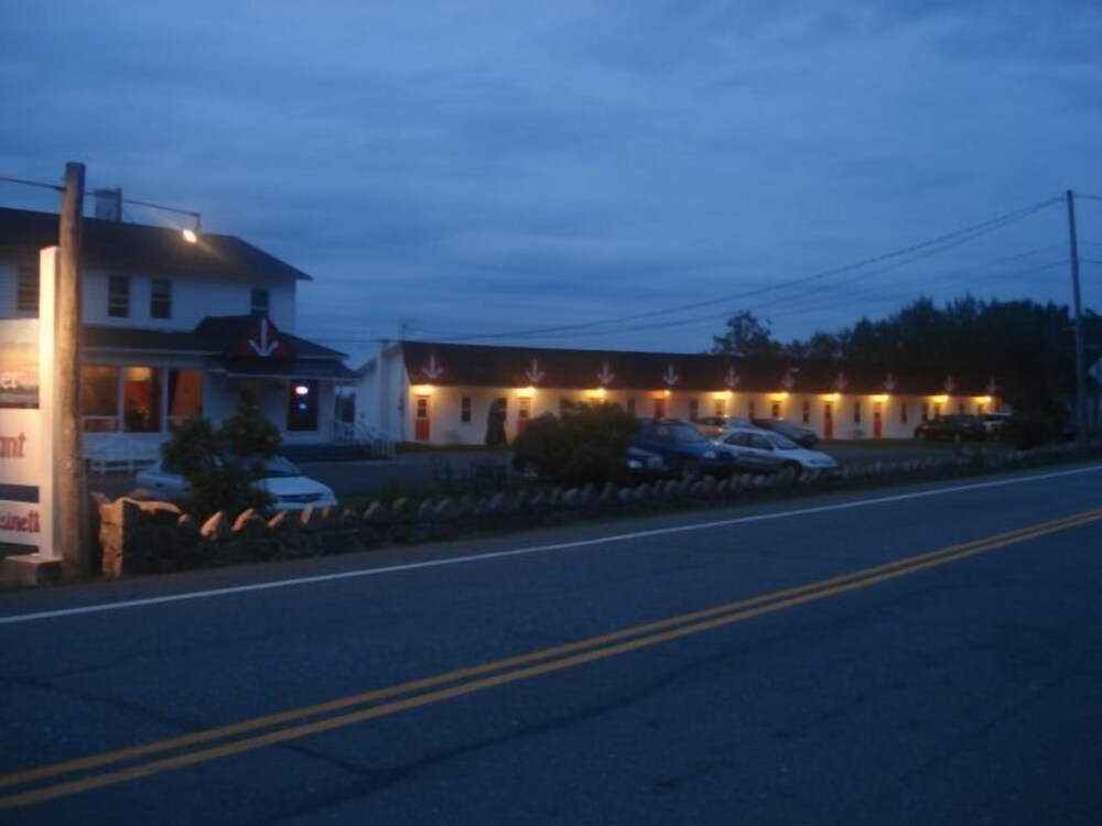 Hôtel du Rocher