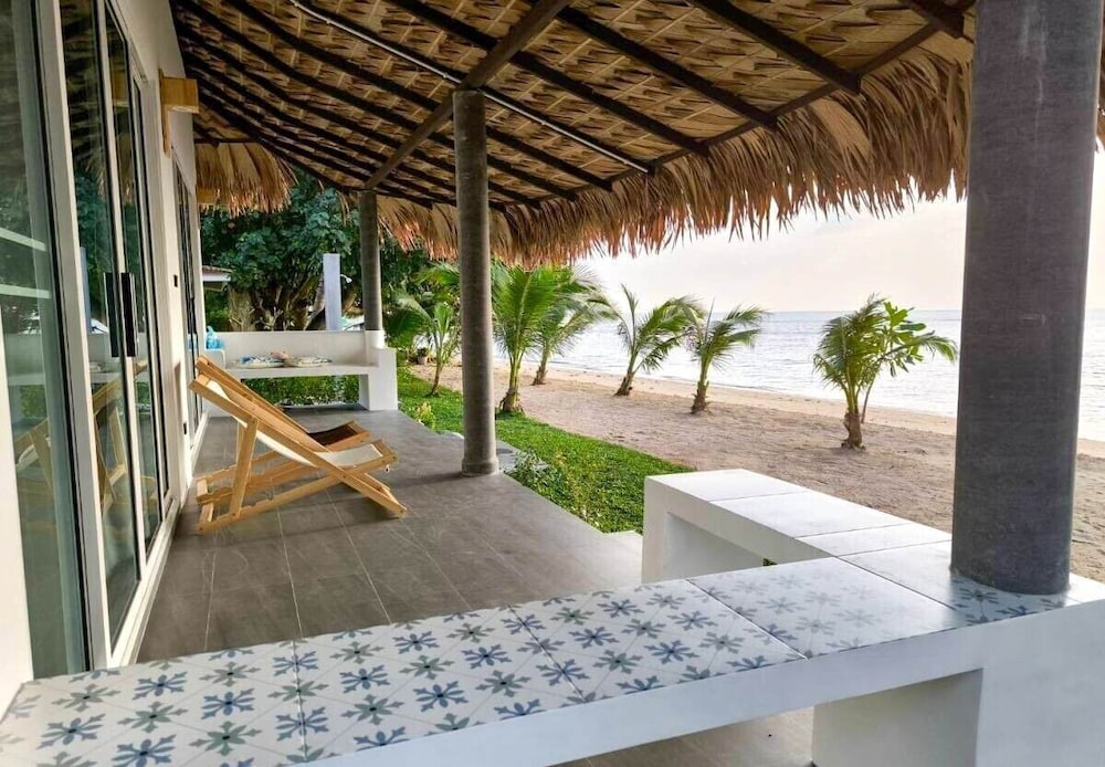 Villa Sereno Beachfront Koh Samui