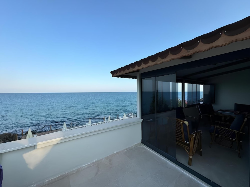 Otelox Ayaş Beach Bungalov