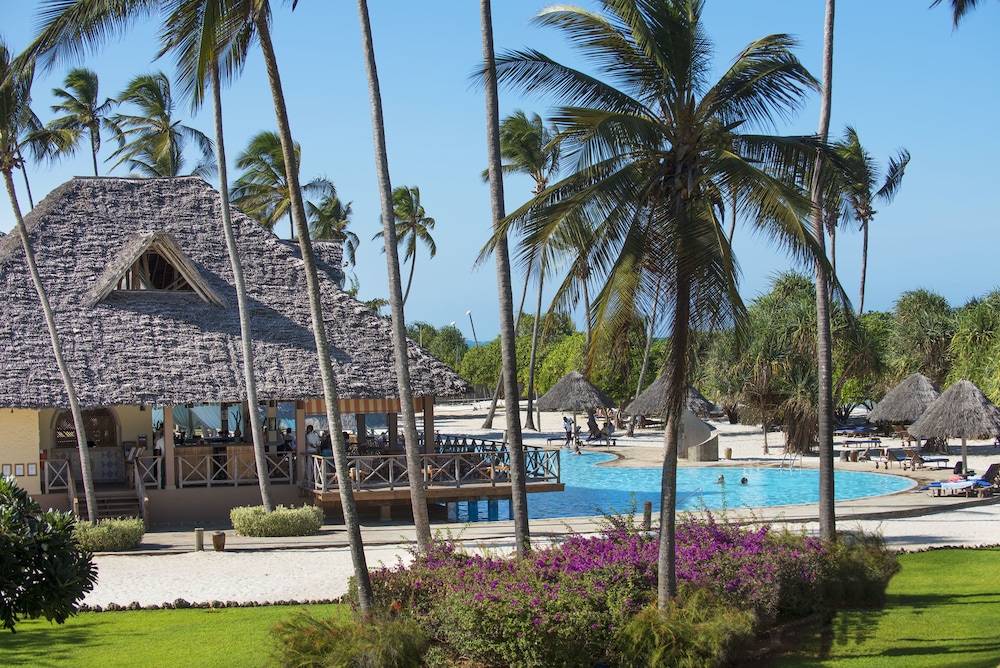Kiwengwa Vacations - Neptune Pwani Beach Resort Spa Zanzibar - Property Image 72