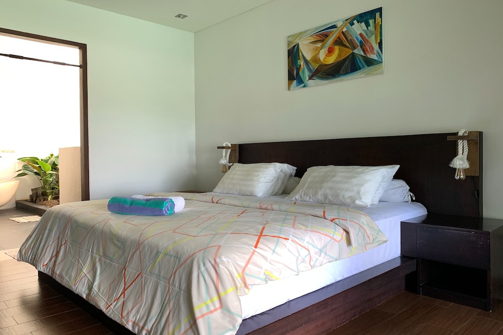 The Ocean Views Luxury Villas & Apartment