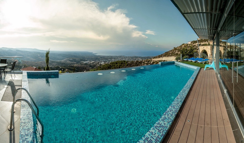Panorama & Oceania Villas