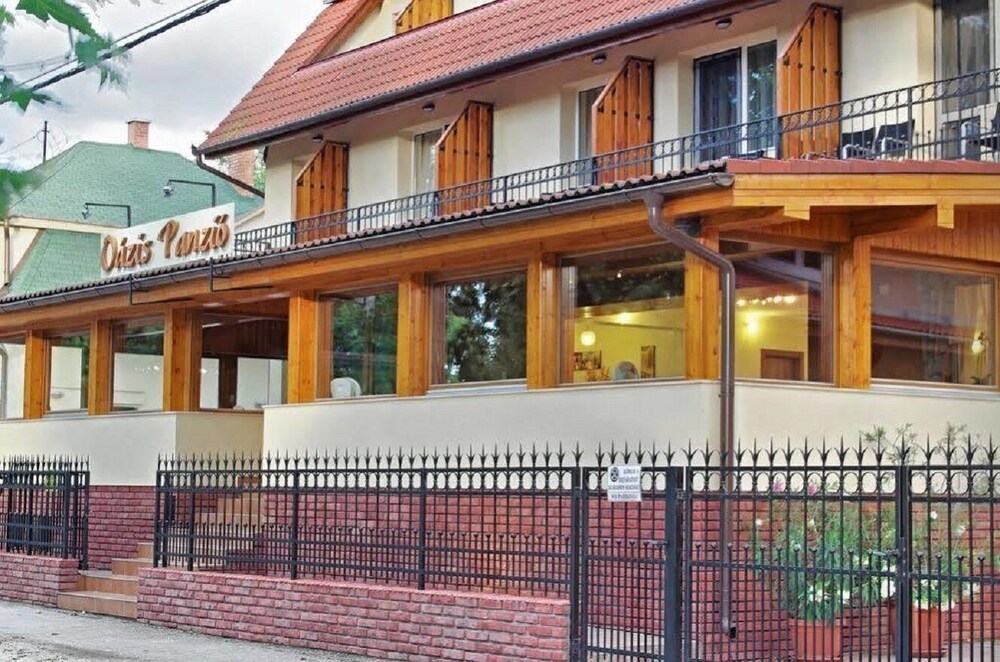 Hotel Balaton Colors Beach Hotel - Image 1