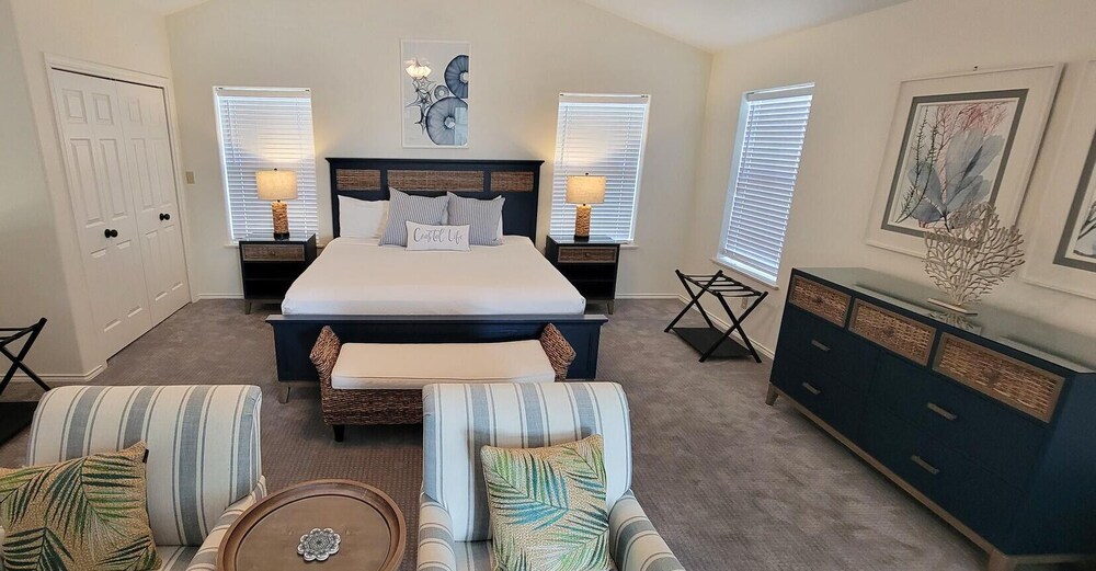Tranquil Turquoise Retreat