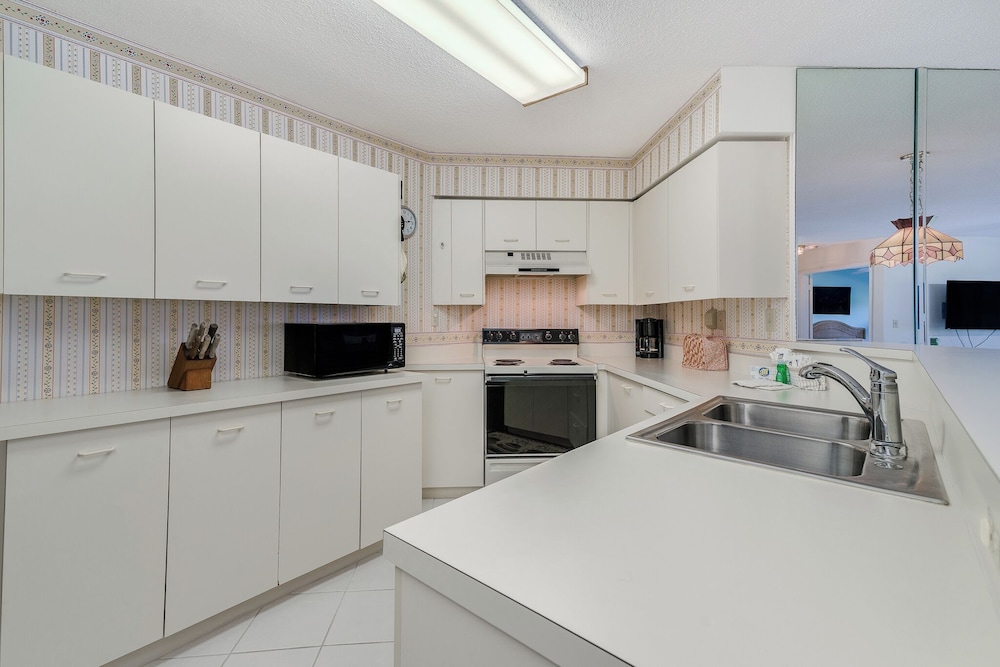 Vista Verde North 2-110 by Distinctive Beach Rentals