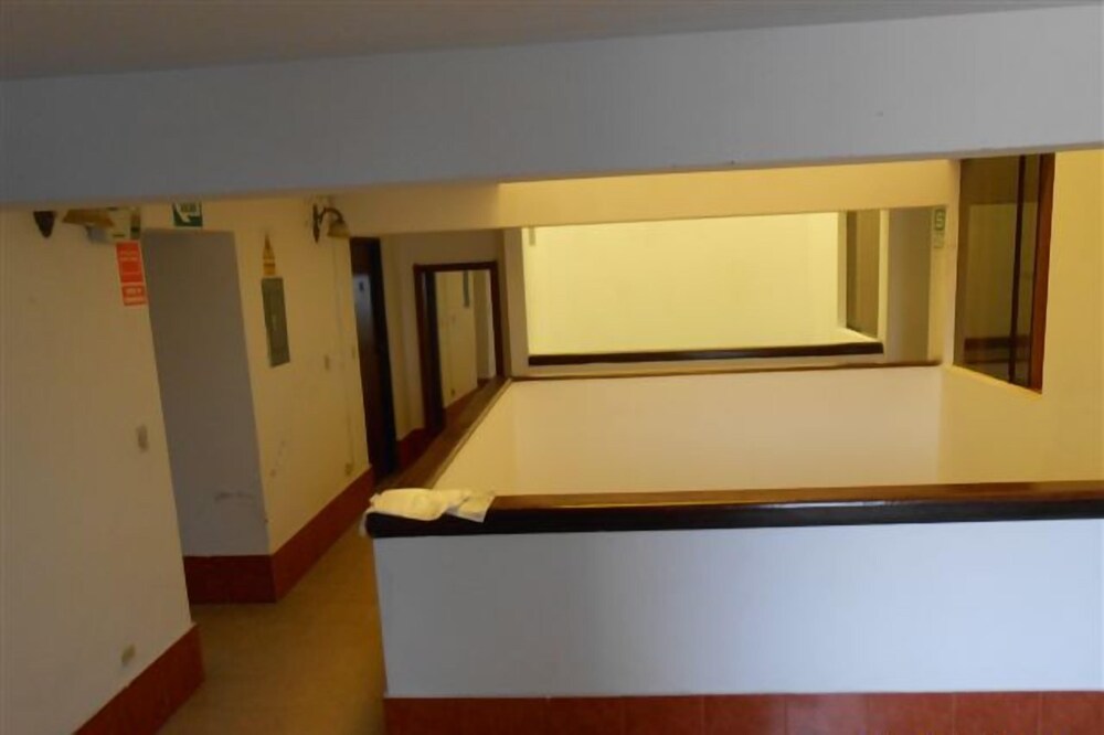Hostal Residencial Cesar Alberto