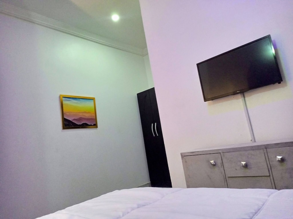 Lovely 2-bedroom Serviced Apartment With a Balcony view 5