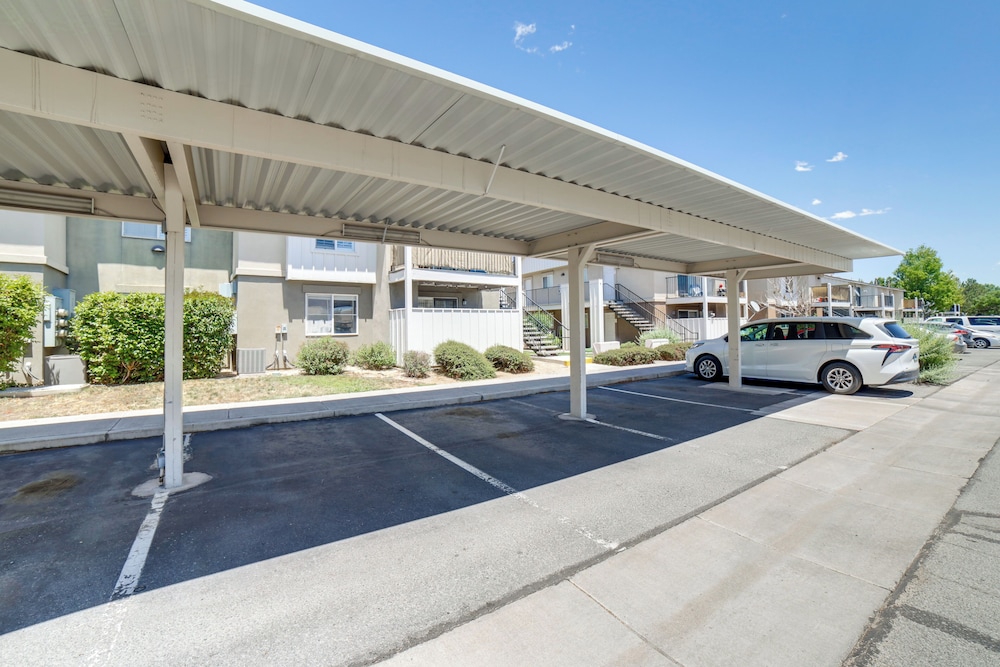 3 Mi to Dtwn: Gated Condo w/ Patio in Reno!