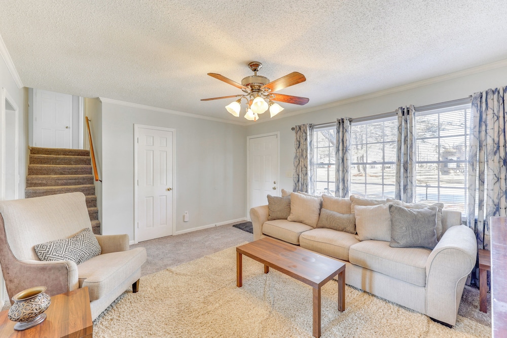 4 Mi to Dtwn: Home w/ Deck & Yard in Wilson