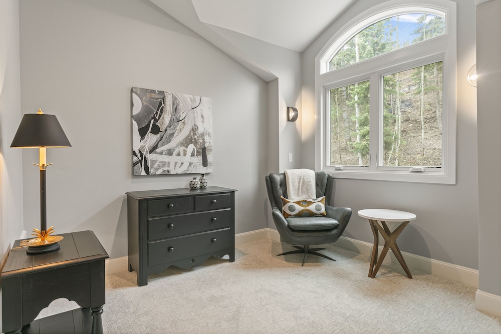 1158 - Three Bedroom Deluxe Stonebridge 3 Condo
