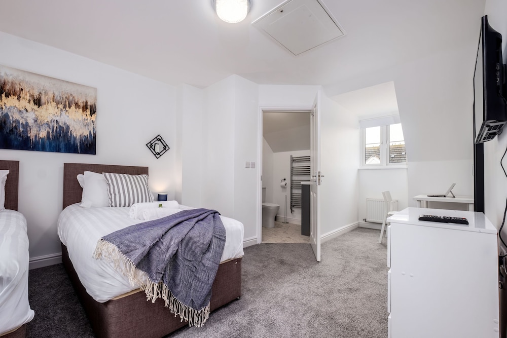 Whitby Townhouse view 3