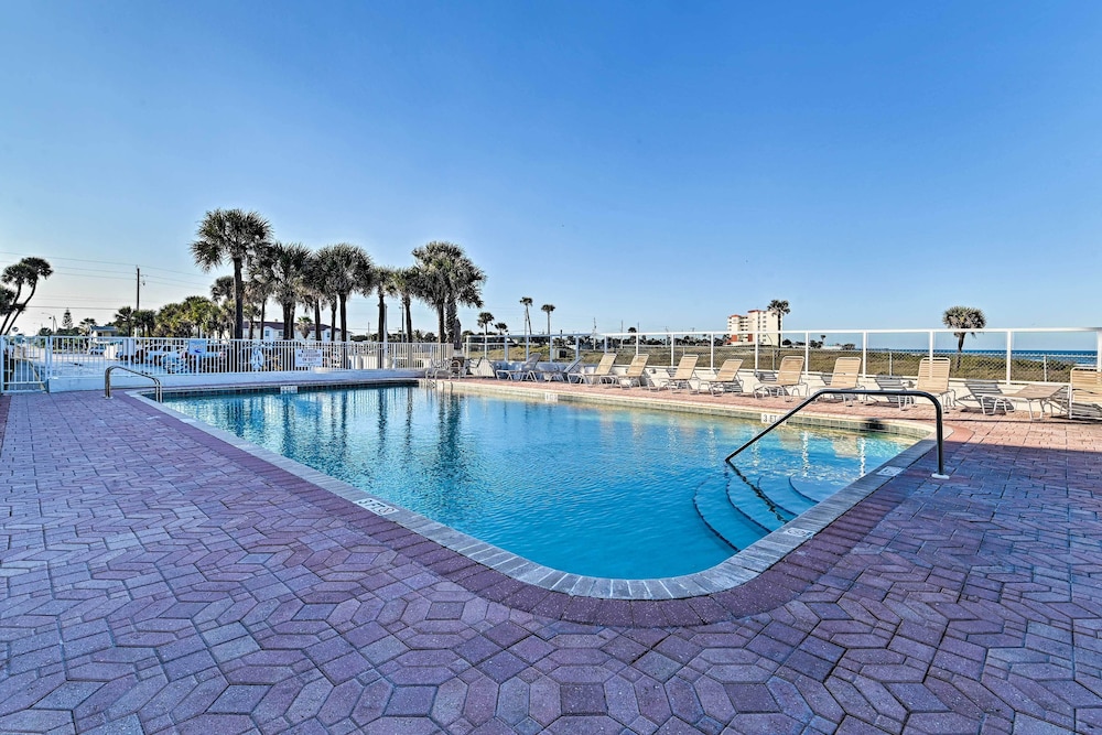 Waterfront Daytona Beach Studio w/ Pool Access!
