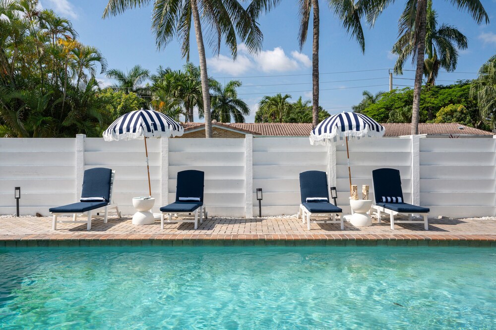 Kasa Azul Hollywood - Image 4