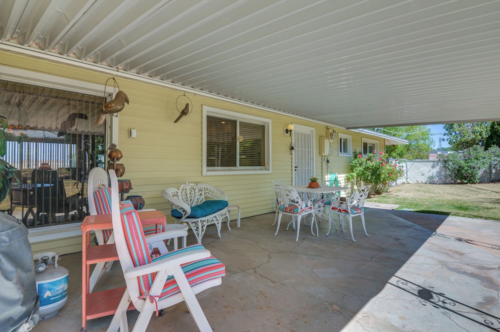 Walk to Downtown: Page Hideaway w/ Patio