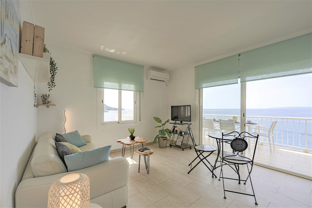 Apartment in Roses Near Canyelles Beach