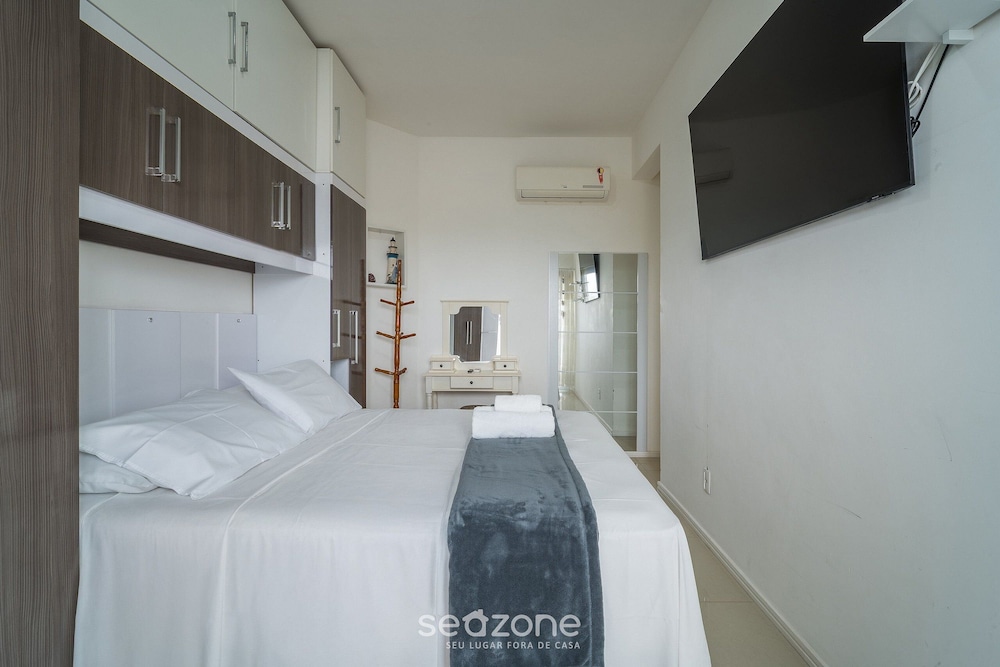 Charming Apt 270m From Campeche Beach - Cbu203
