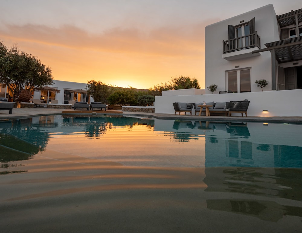 Olive Mykonos Villas