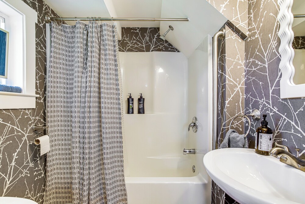 Tilghman Island Retreat By Knapps Narrows!