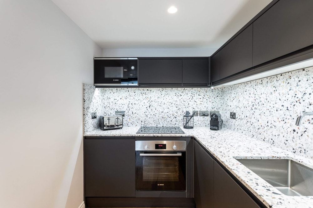 Coleherne Road Residence IX
