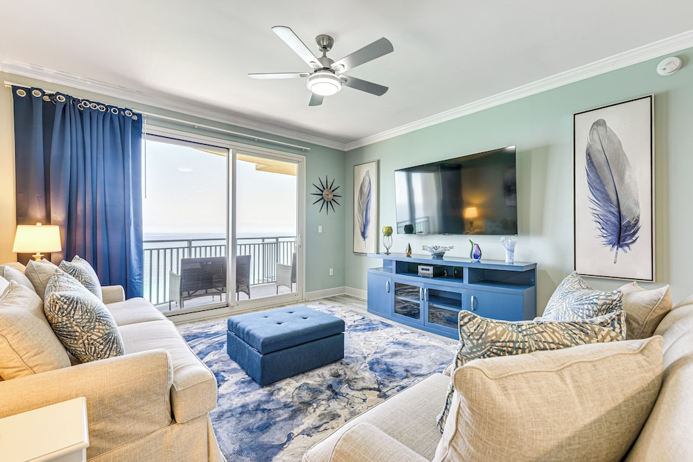 Panama City Beachfront Condo w/ Breathtaking Views