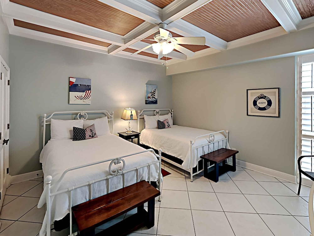 Sans Souci by Southern Vacation Rentals view 2