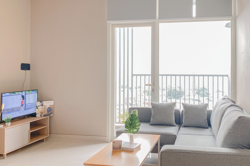 Best Deal and Elegant 2BR Apartment at Ciputra International