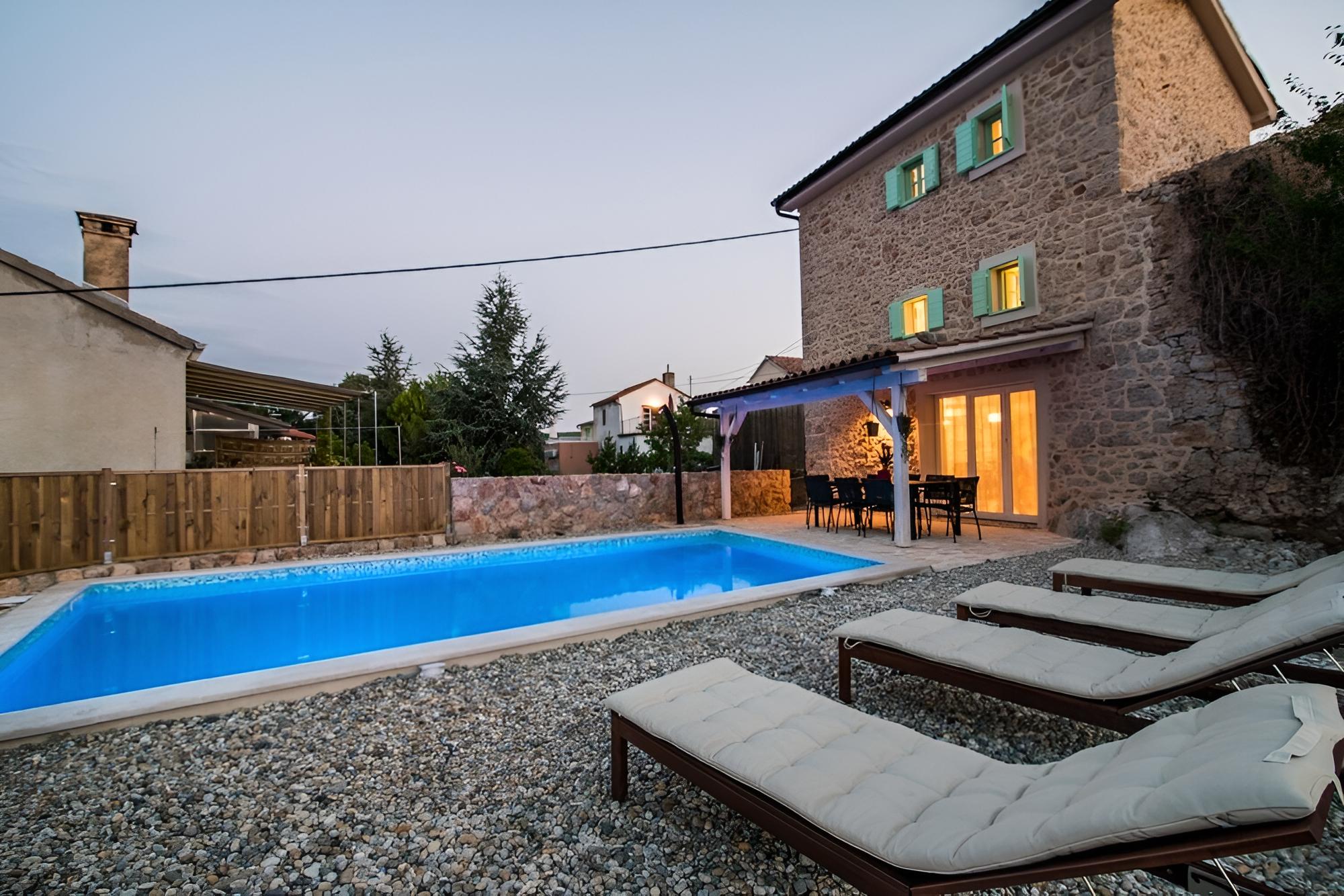 Peace - Rustic With Pool - H view 3
