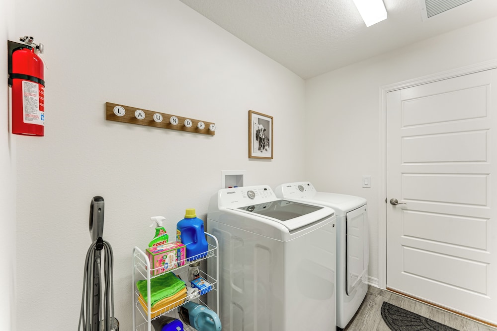 New Designer Home in The Villages: Shady Brook
