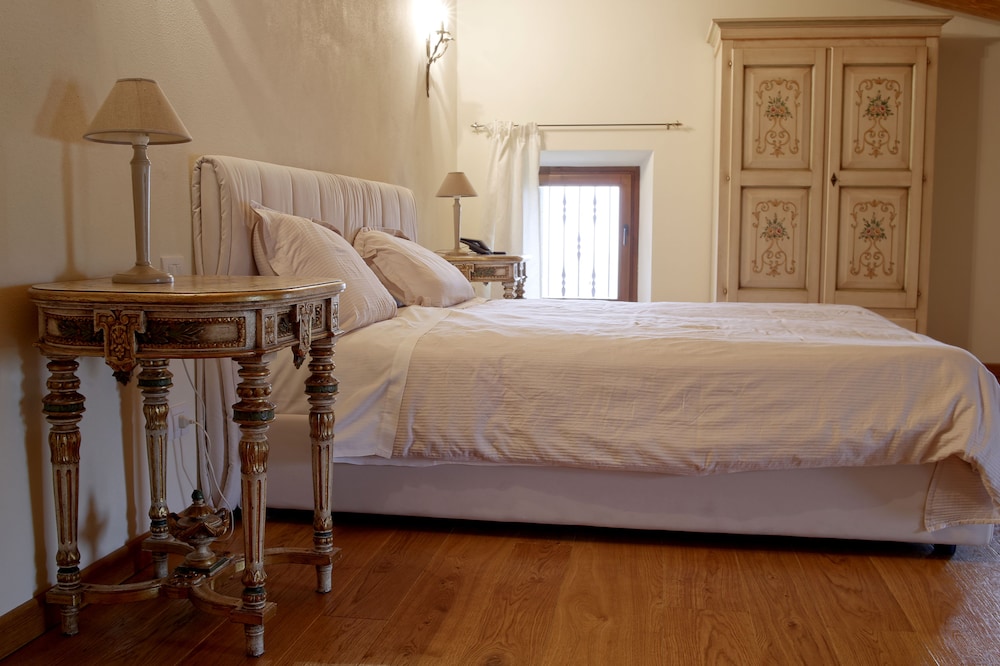 La Fonte degli Dei Wine Relais Adults Only