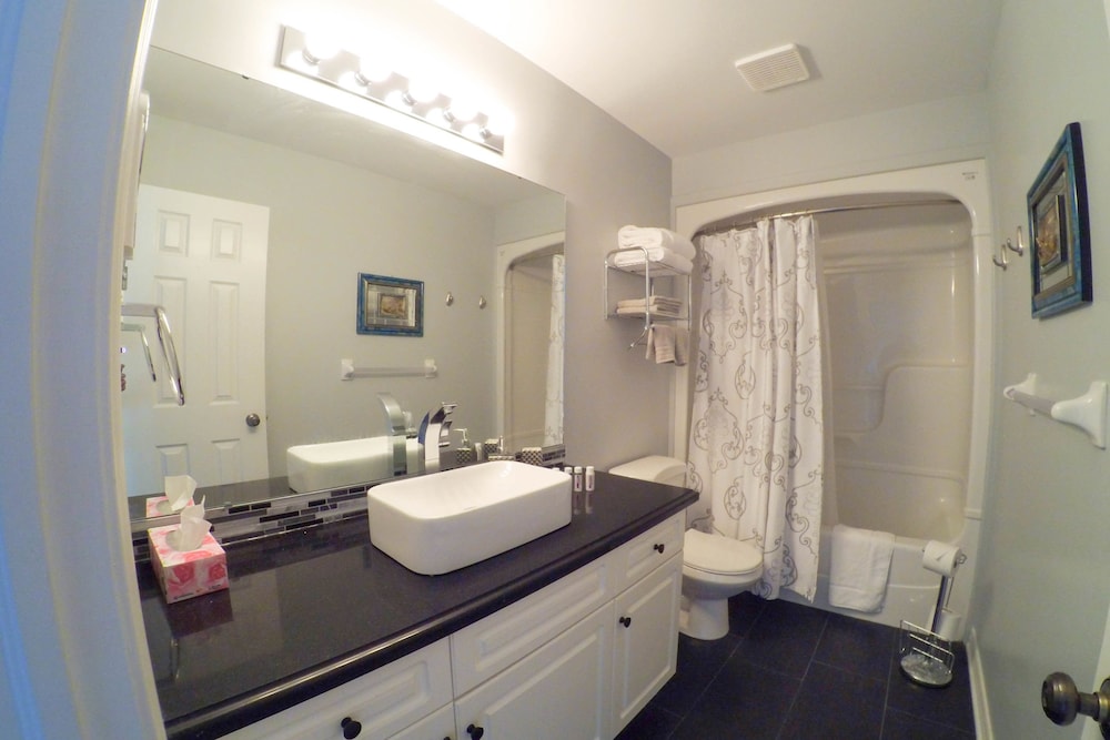 Niagara-on-the-Lake Vacations - Blue Skies Bed and Breakfast - Property Image 38