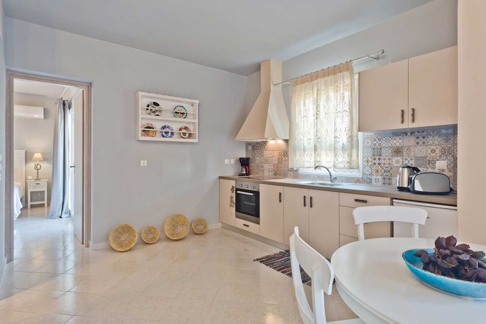 Elaia Villas