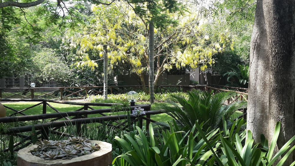 Emdoneni Lodge