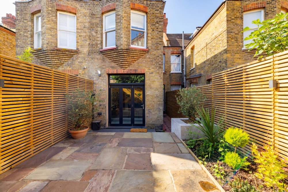 outdoor bbq area