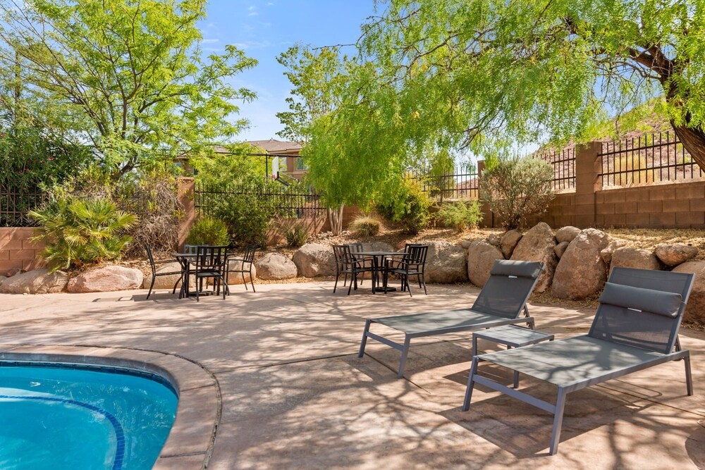 Starlight Crossing 4 Bedroom Condo