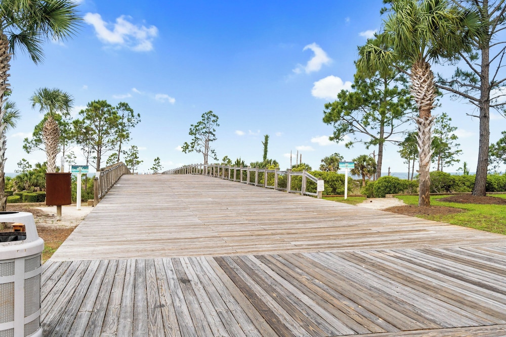 Beach Access: Port St Joe Home w/ Screened Patio!