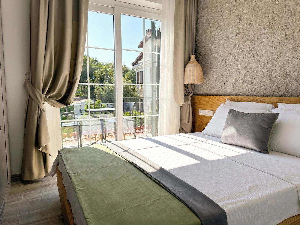 Müzeyyen Hanım Konağı Alaçatı - Image 42