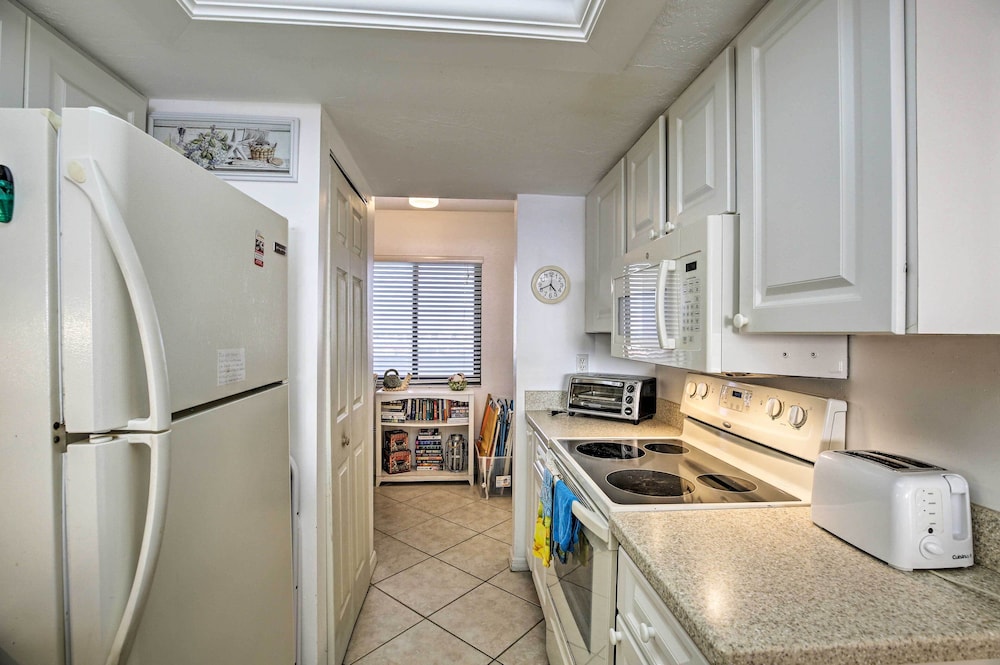 Luxe Beachfront Family Condo w/ Resort Amenities!