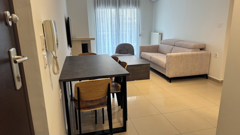 Icon Apartments
