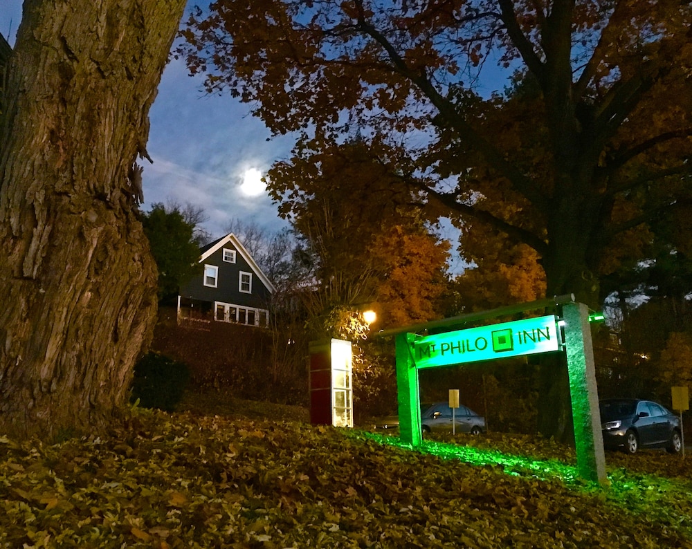 Mt. Philo Inn