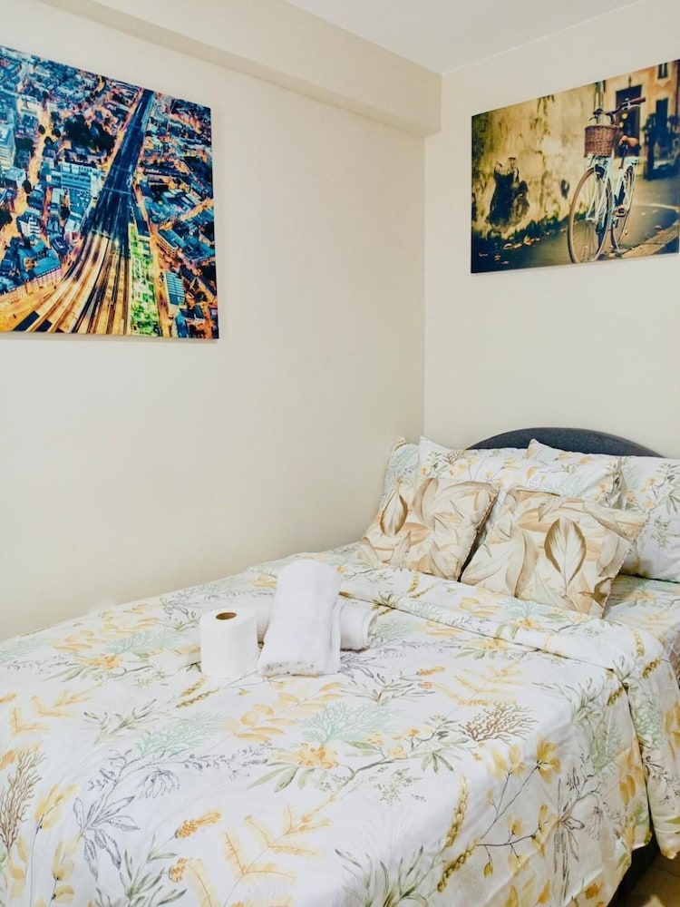 Oceanfront Condo in Dumaguete City - Perfect Getaway