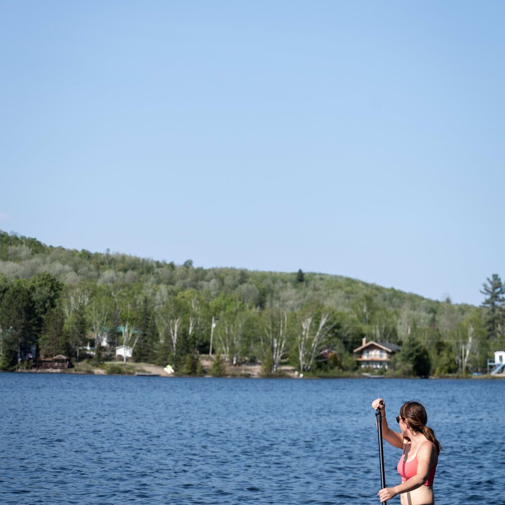 Le Rocher Spa Lac Par Paddleboard