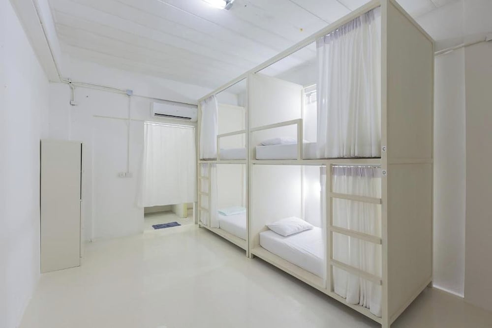 HAO HOSTEL PHUKET