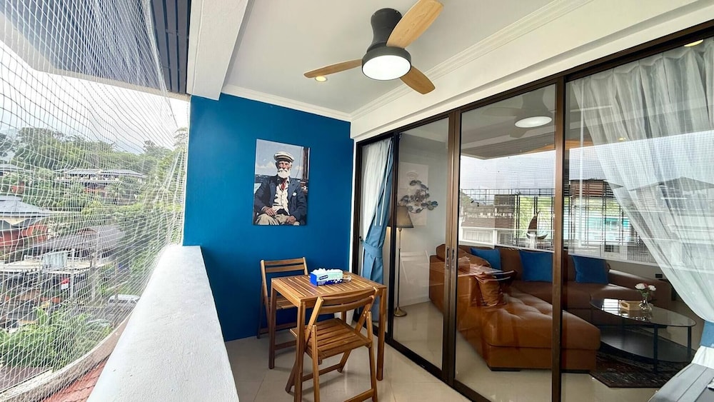 Palace - Spacious 1 Bedroom Condo With Shared Pool
