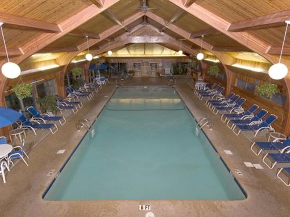 Bob Timberlake Inn at Chetola Resort