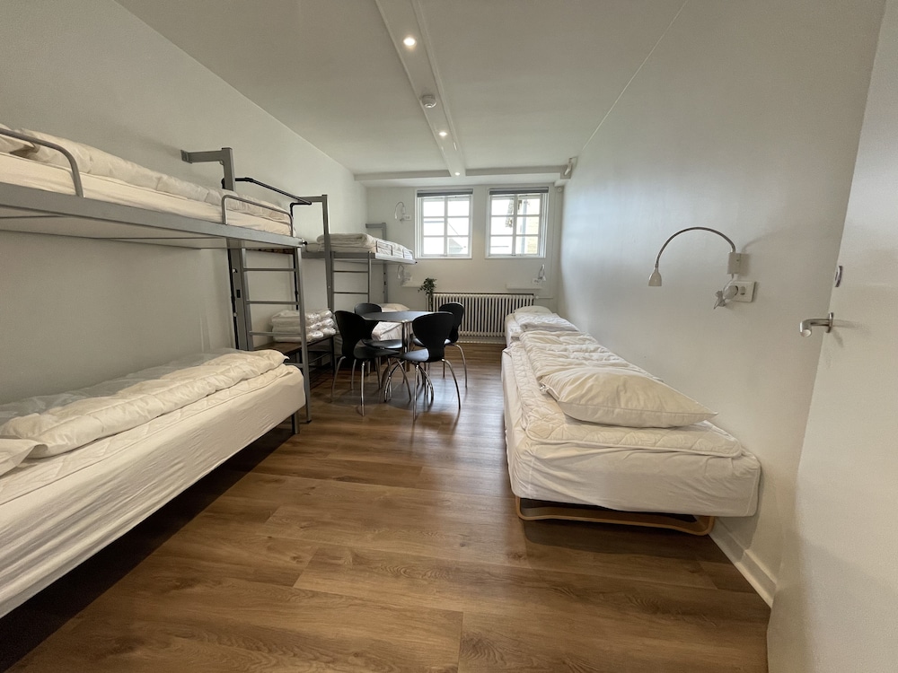 Odense Vacations - Kragsbjerggaard Vandrerhjem  Hotel - Hostel - Property Image 39