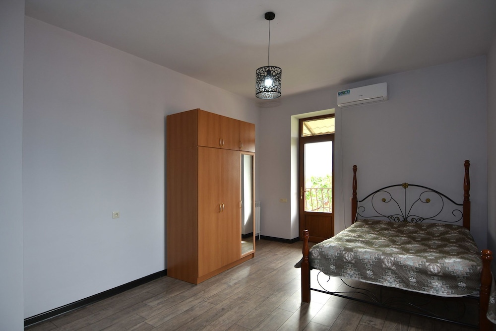 Villa in Nork
