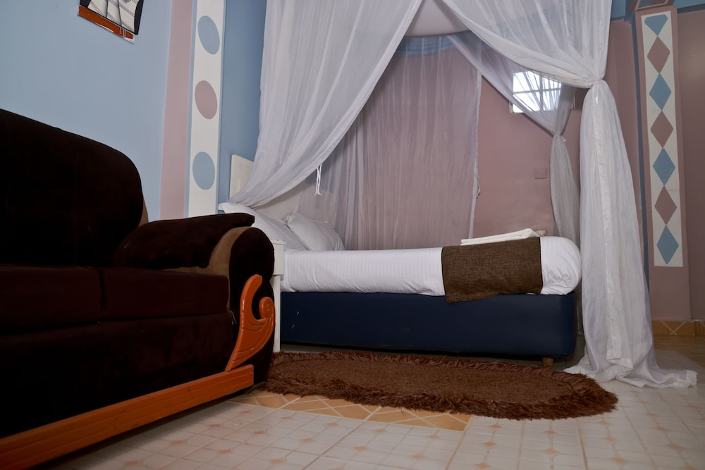 Twinspot Guest House view 4